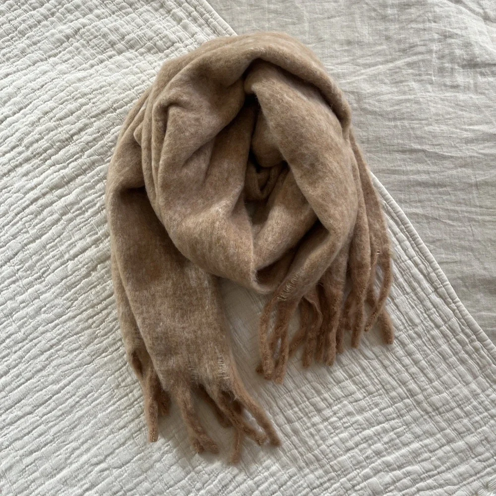 Cozy‎ Thick Scarf Women's Beige NEW